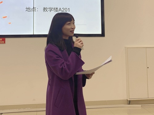 评委组组长曾峥老师总结发言